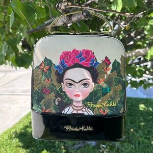 FRIDA KAHLO MINI BACKPACK 😍